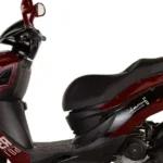 Kolorowe quady marki CF Moto zaprezentowane na terenie salonów motoryzacyjnych Motor-Land, symbolizujące wzrost popularności